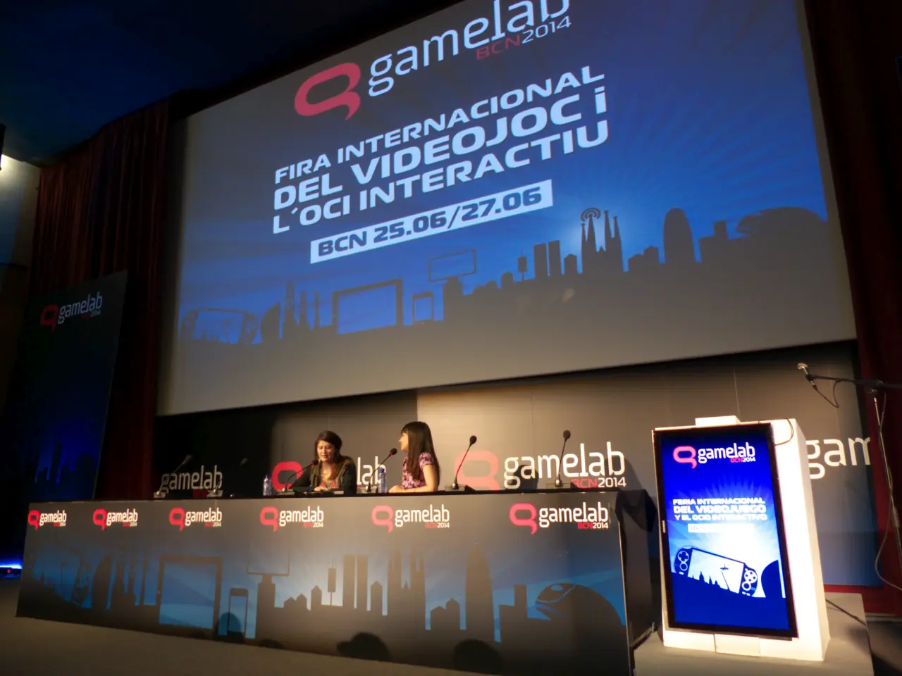 /assets/images/gen/posts/2014-06-25-gamelab-2014//gamelab-kim-swift-keiji-inafune-jade-ramond-talk/P1020386.webp
